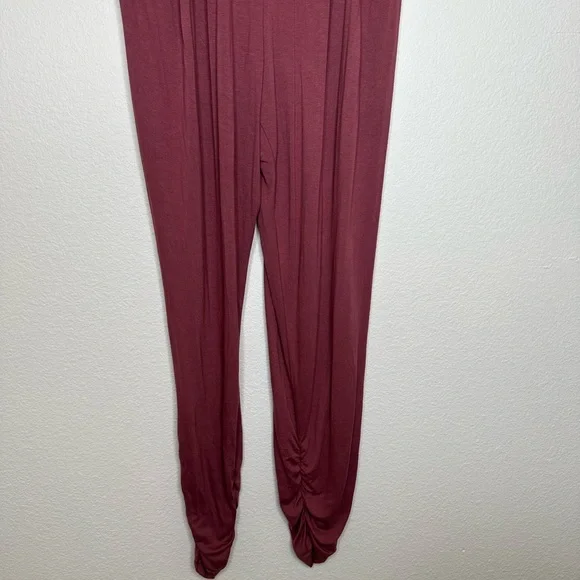 Baggy, Maroon Jumpsuit Romper - Picture 4 of 13